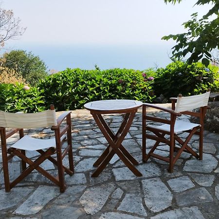 White Stone House With Great Sea View Villa Tsagaráda Eksteriør bilde